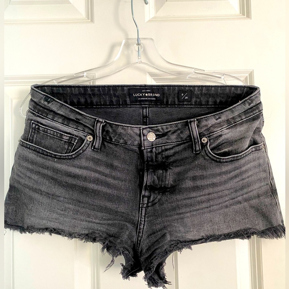 Lucky Brand size 28 cut off denim shorts